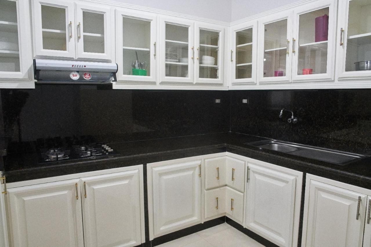 Departamentos Marcecilia De 2 Y 3 Habitaciones En El Centro De Manta Ngoại thất bức ảnh